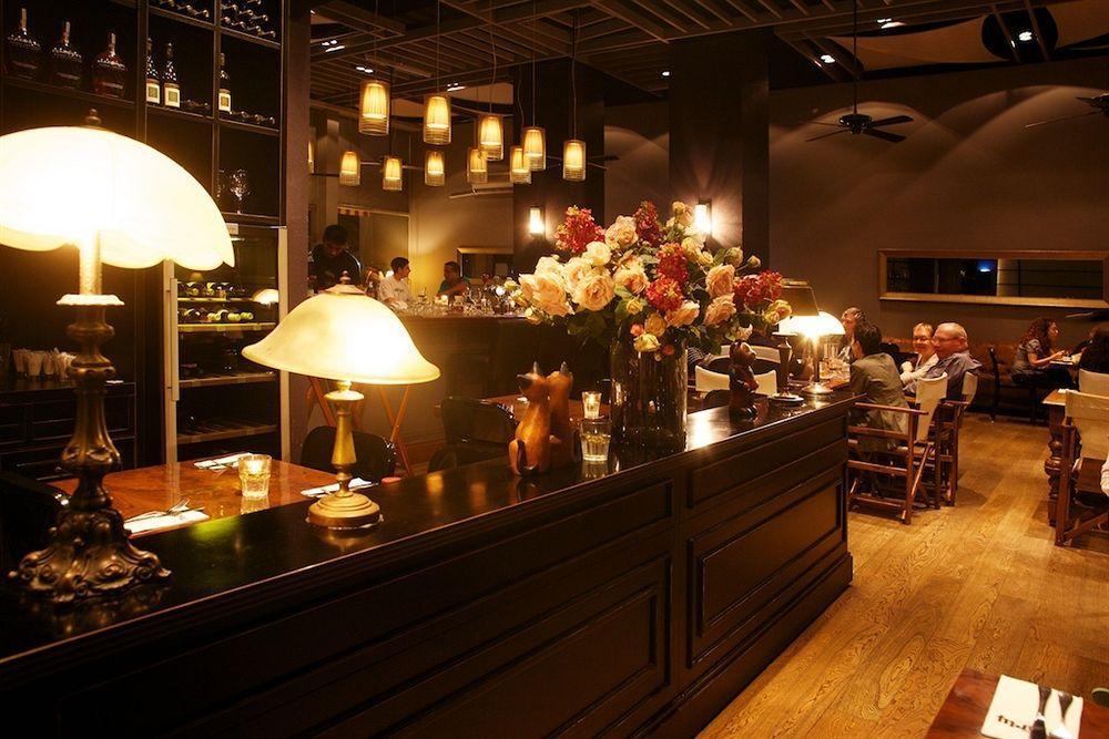 Avia Hotel & Resort Yehud-Monosson エクステリア 写真